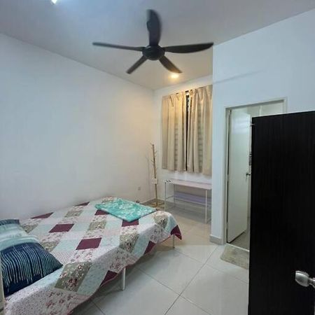 Hadeerna Homestay - Double Storey Terrace Chemor Exterior photo
